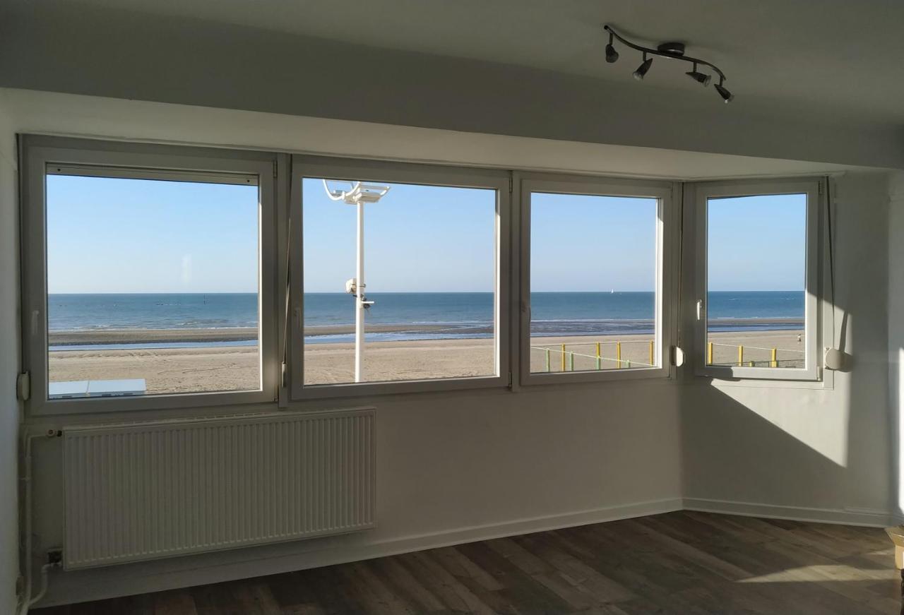 Magnifique Vue Mer Pour Ce T2 Totalement Renove Classe Meuble De Tourisme 3 Etoiles Dunkirk Exteriér fotografie